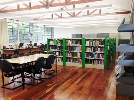 III Feira de Troca de Livros na Biblioteca Umapaz
